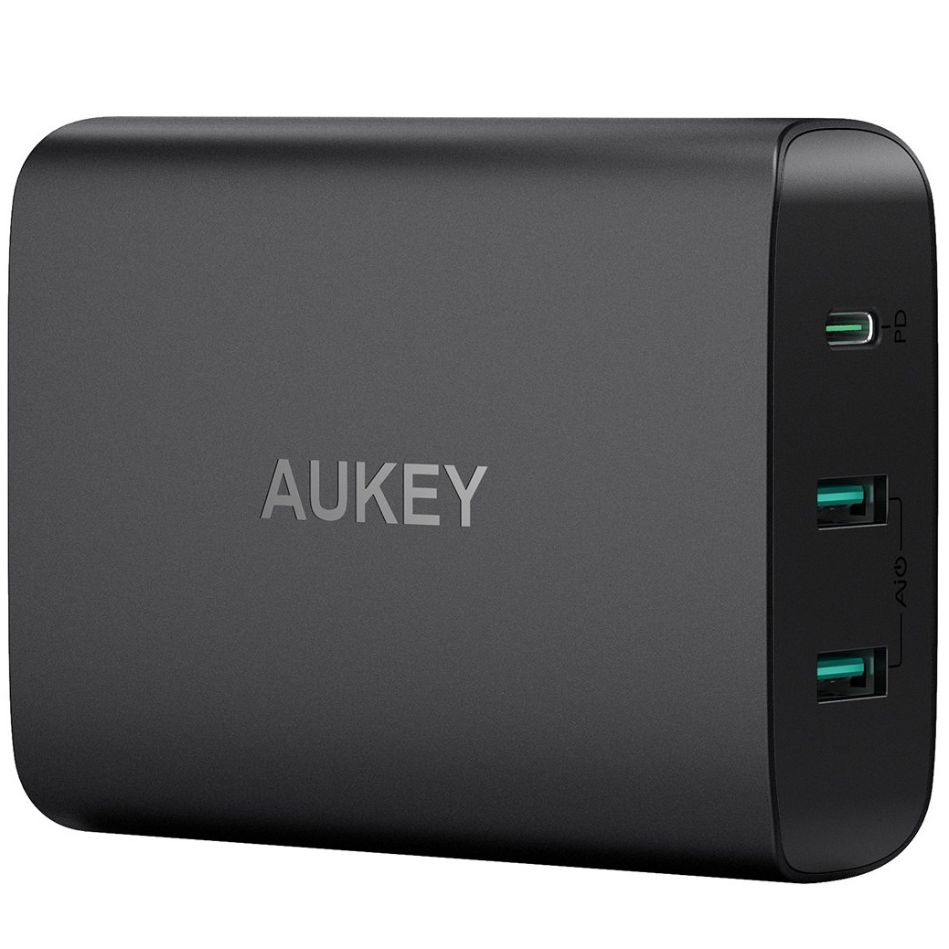 фото Сетевое зарядное устройство быстрое PD 2.0 2xUSB+USB Type-C Aukey PA-Y12