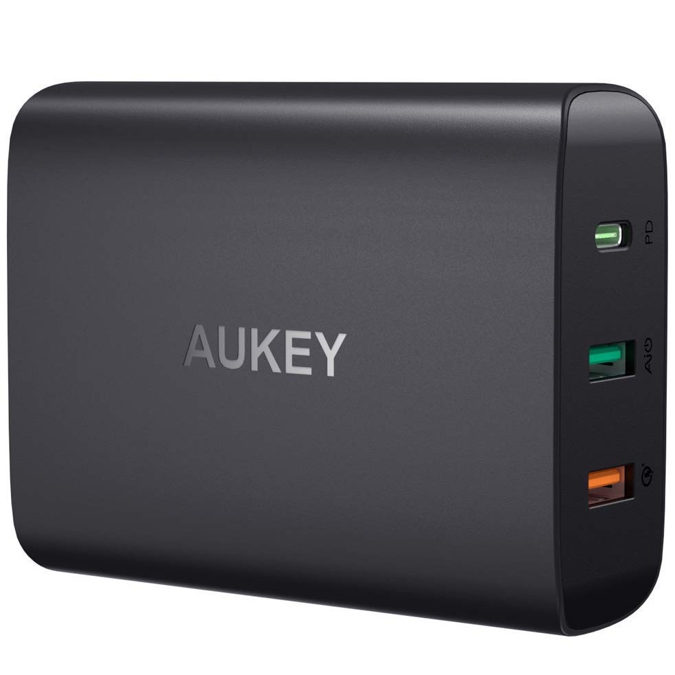 фото Сетевое зарядное устройство быстрое PD 3.0+QC 3.0 2xUSB+USB Type-C Aukey PA-Y13