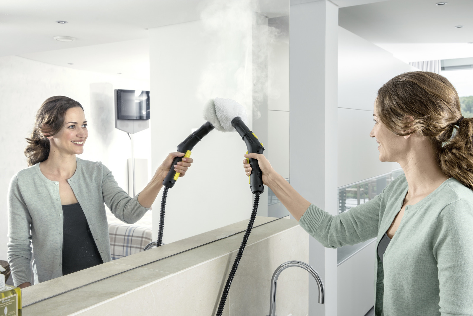 фото Пароочиститель Karcher SC 5 EasyFix Iron, желтый