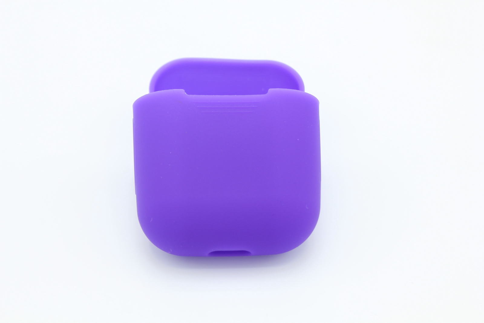 фото Чехол для Apple AirPods ультратонкий силикон бархатный, фиолетовый