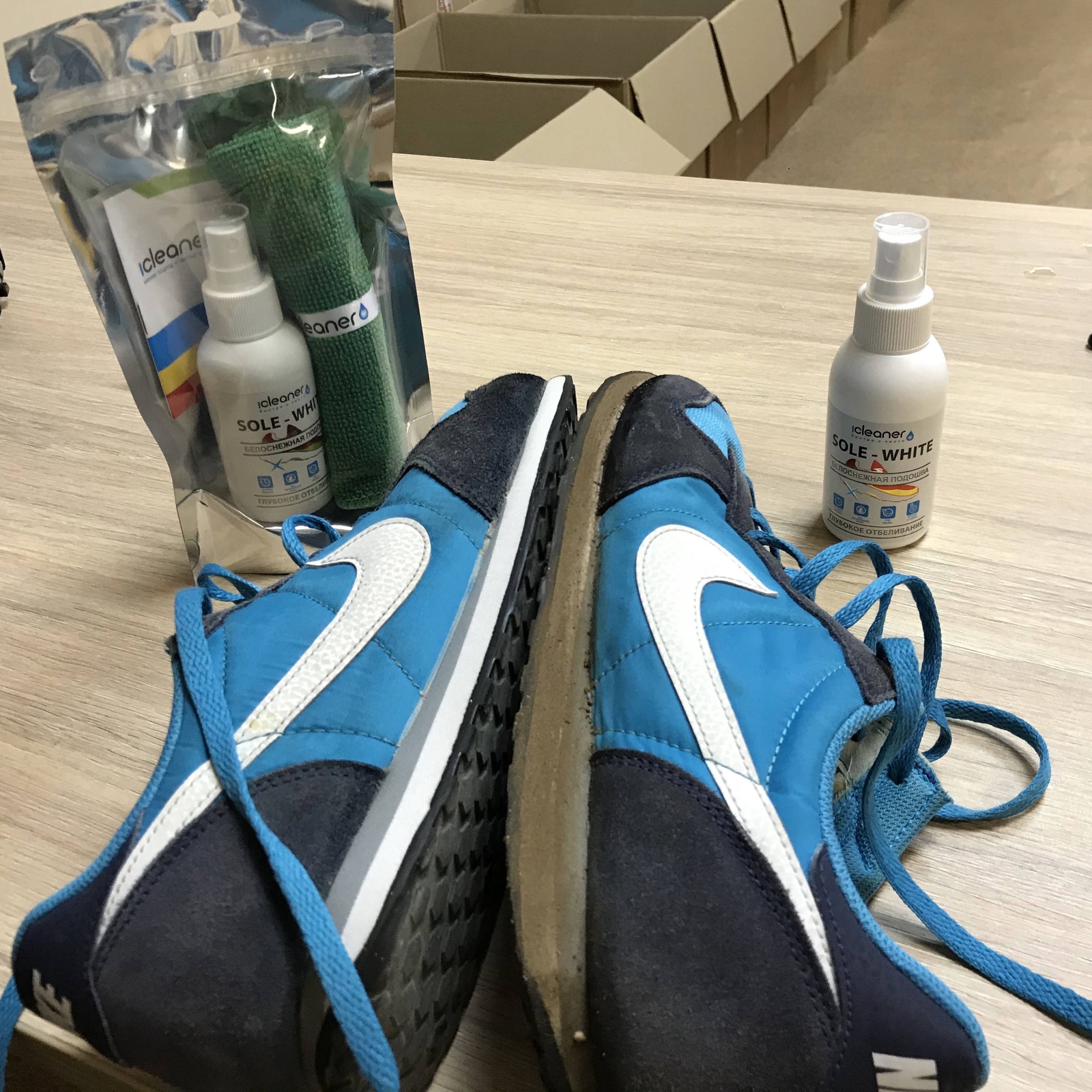 фото Спрей - очиститель для ухода за обувью iCleaner "Sole-White" для чистоты белой подошвы с микрофиброй