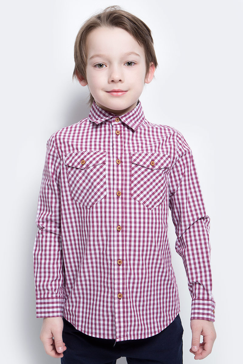 Купить рубашку кнопки. Рубашка в клетку для мальчика. Яркая рубашка для мальчика. Мальчик в рубашке в клетку HM. Мальчик в красной клетчатой рубашке.