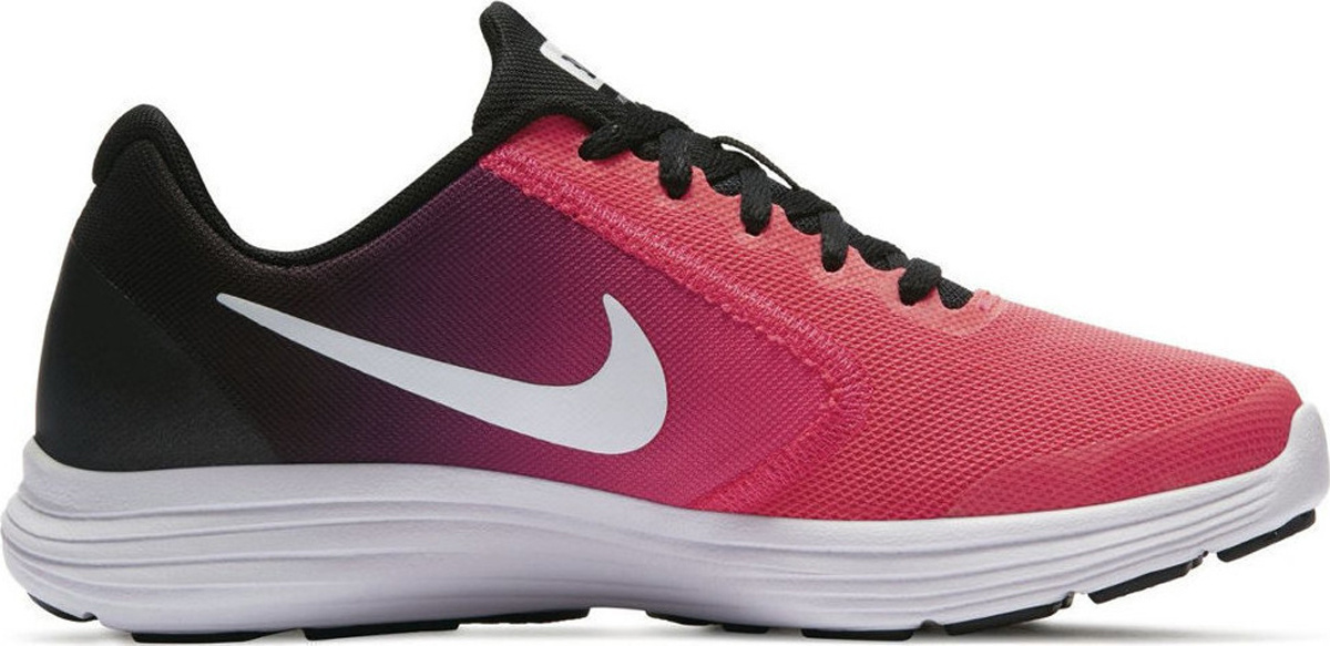 nike revolution 3