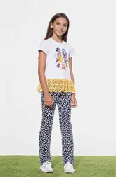 Жаккардовые зауженные к низу брюки из смесового хлопка с поясом и боковыми карманами. Выполнены из мягкого  ...