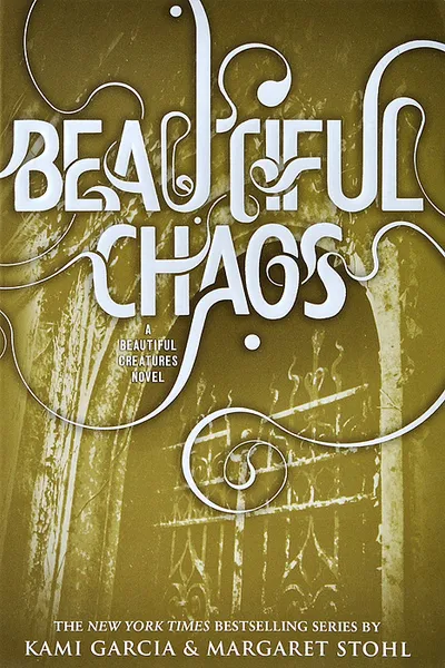 Обложка книги Beautiful Chaos, Kami Garcia, Margaret Stohl