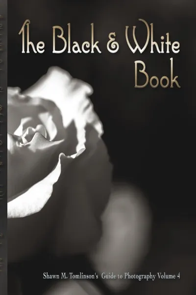 Обложка книги The Black . White Book, Shawn M. Tomlinson