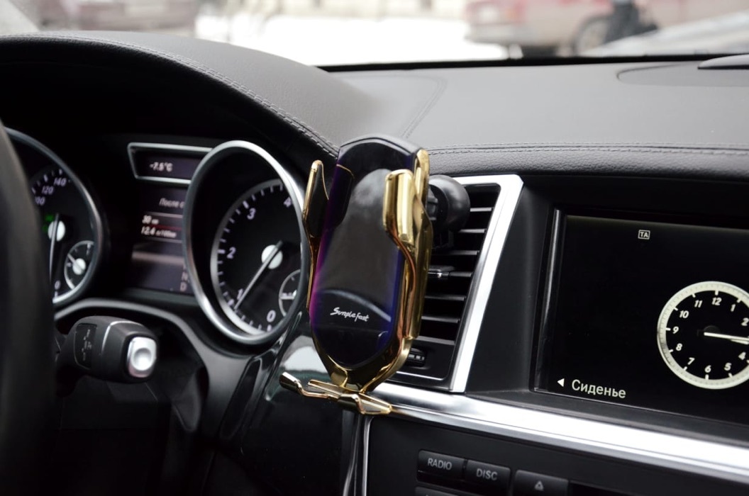 Smart sensor car wireless charger. Smart sensor car Wireless Charger r1. Беспроводная зарядка для телефона 2din. Smart sensor car Wireless Charger f3. Надежное беспроводная зарядка в авто скобчком.