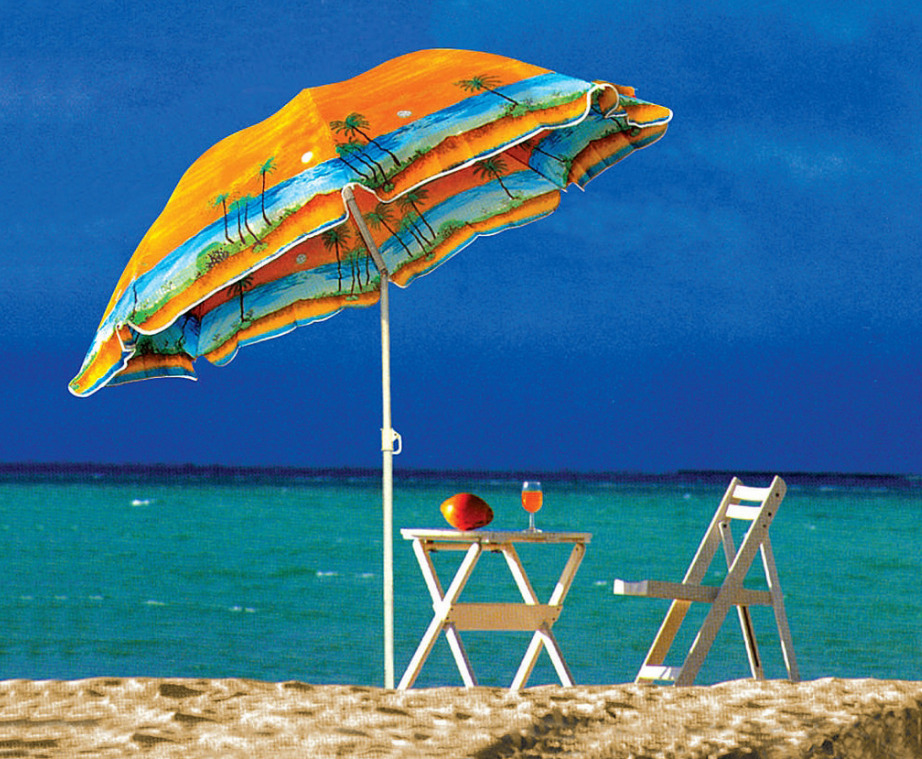 Зонт от солнца на пляже