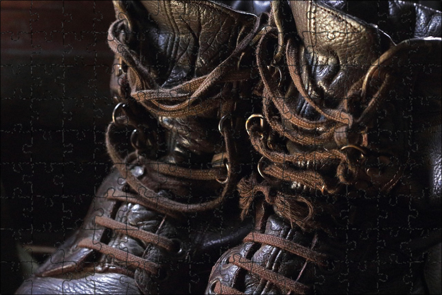 Старые кожаные сапоги. Мужские ботинки олд стайл. Old leather boots. Red wings старые ботинки. Старые ботинки.