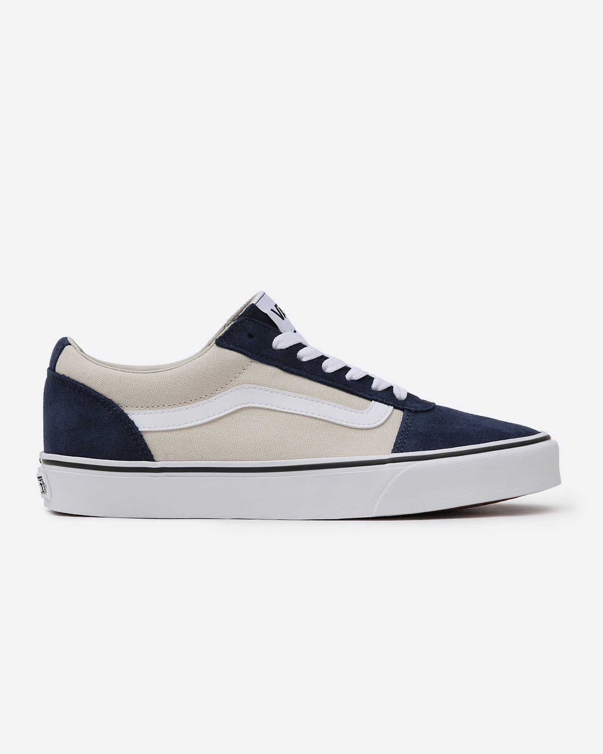 Кеды число. Кеды число. Кроссовки с цифрой 9. Кроссовки с цифрой 58. Converse number nine.
