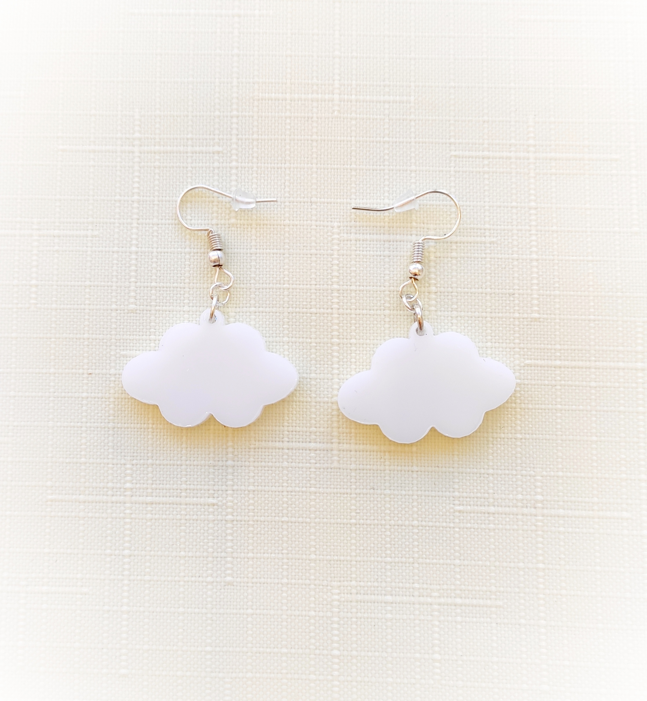 серёжки в виде облака. серьги облачка. серьги облака. серёжки с шейн. милые сережки.