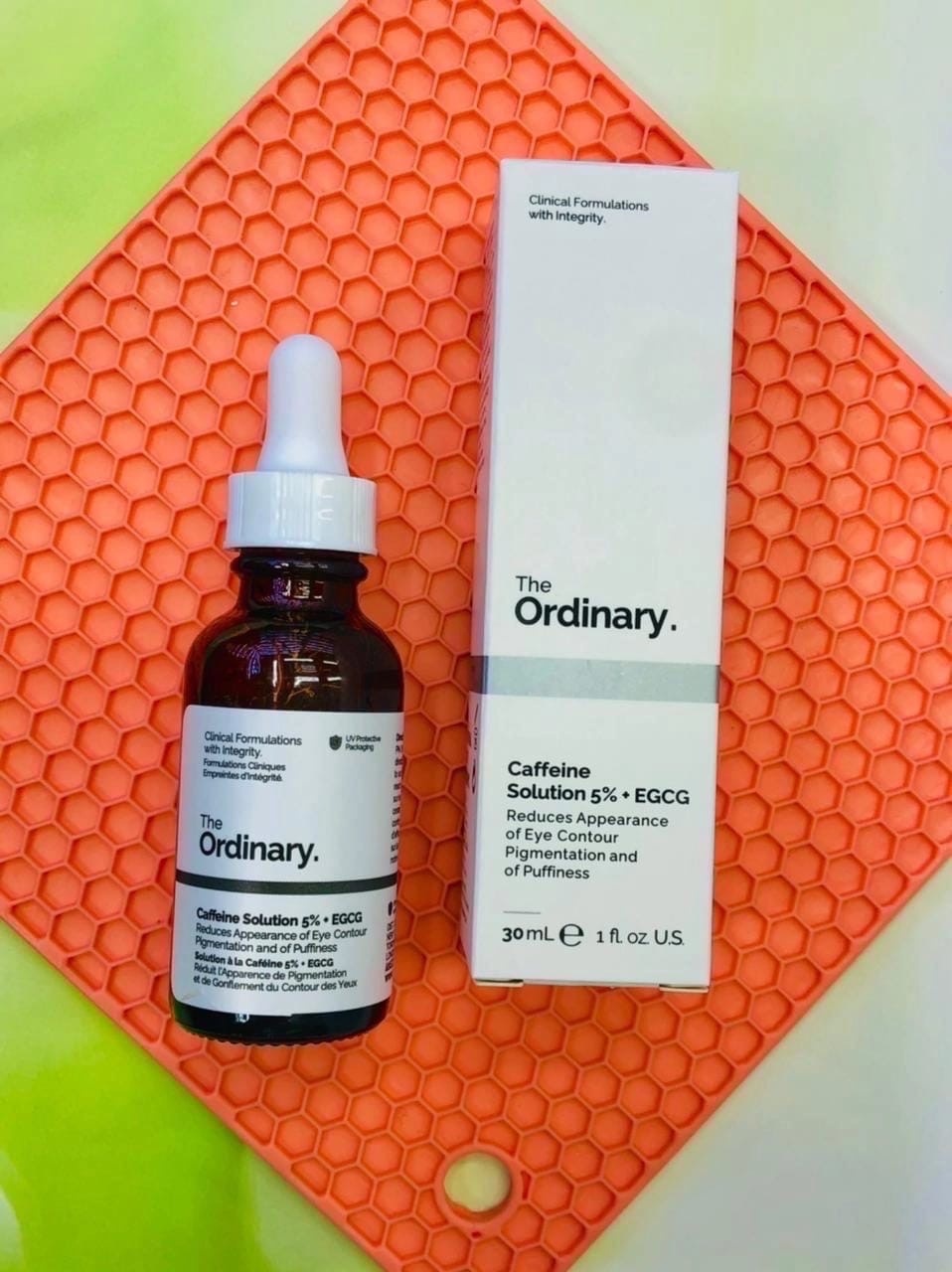 The ordinary caffeine solution 5 egcg. Сыворотка the ordinary Caffeine solution 5. Caffeine solution 5% + EGCG сыворотка. Caffeine solution 5 EGCG от the ordinary. Сыворотка Ординари с кофеином.