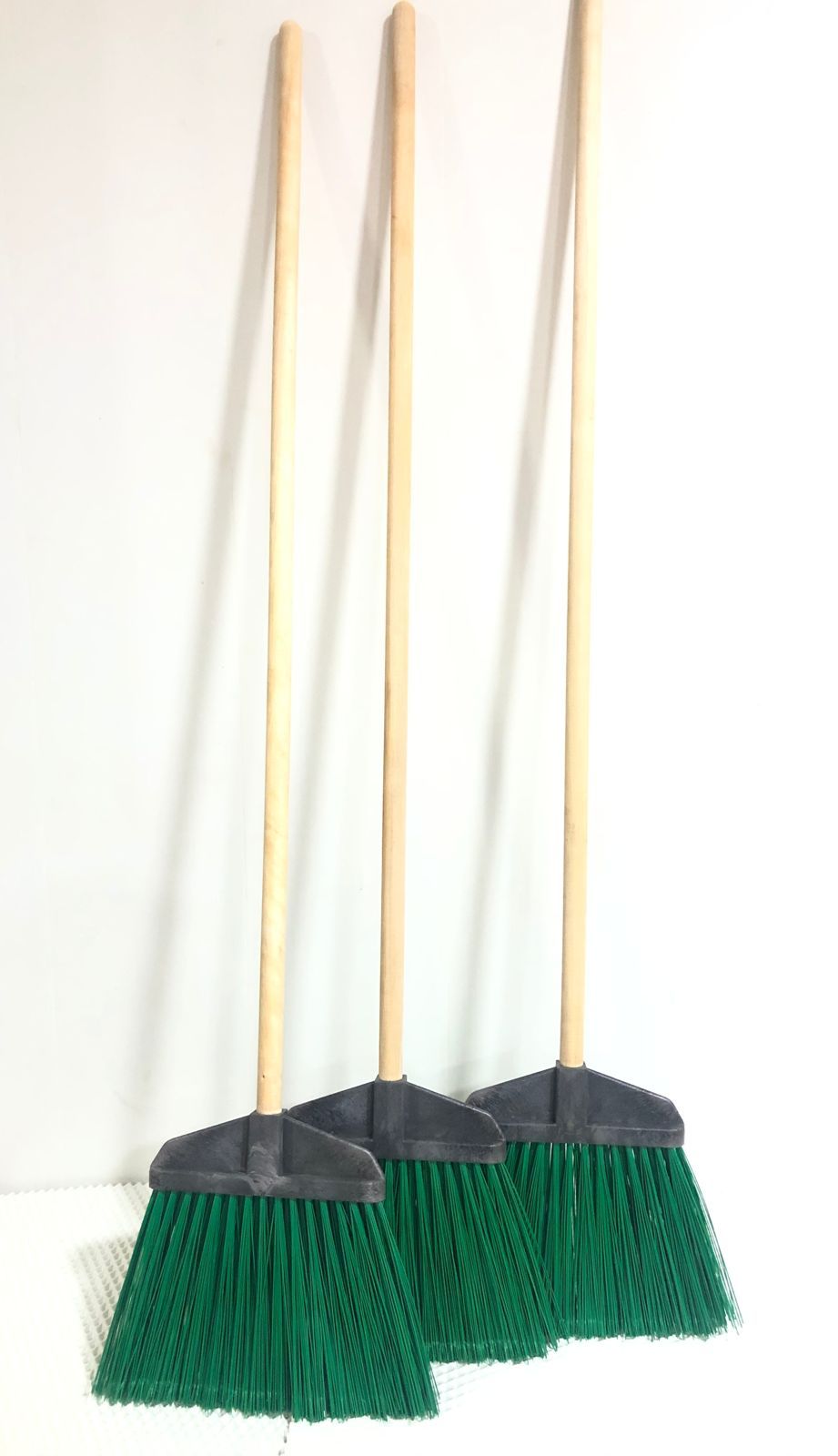 Метла синт. Метеор метла. Метелка уличная. 39250-400. Метелка уличная.