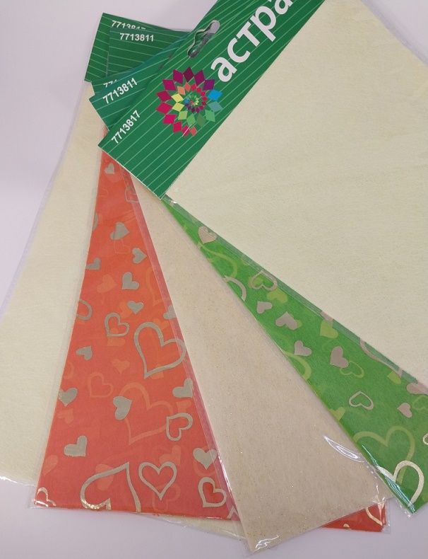 декоративный нетканый материал с глиттером