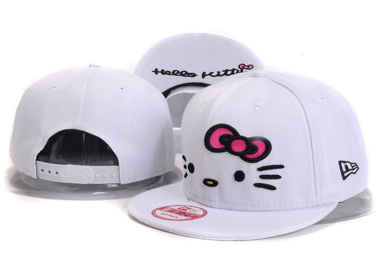 Шапка hello kitty. Хеллоу Китти в шляпе. Hello Kitty New era. Пиратская шляпа для Хеллоу Китти. Шапка Лавра hats 29 розовый 54.