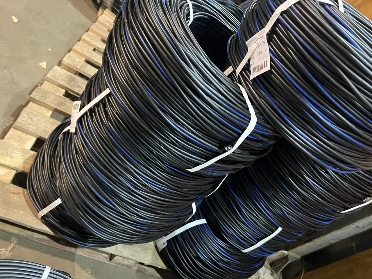 Сип-4 2х25-0,6/1. Провод сип-3 1х70 – 20кв. Сип 2х16 зеленый черный. Сип 2х16 зеленый черный. Самонесущий изолированный провод сип-2.