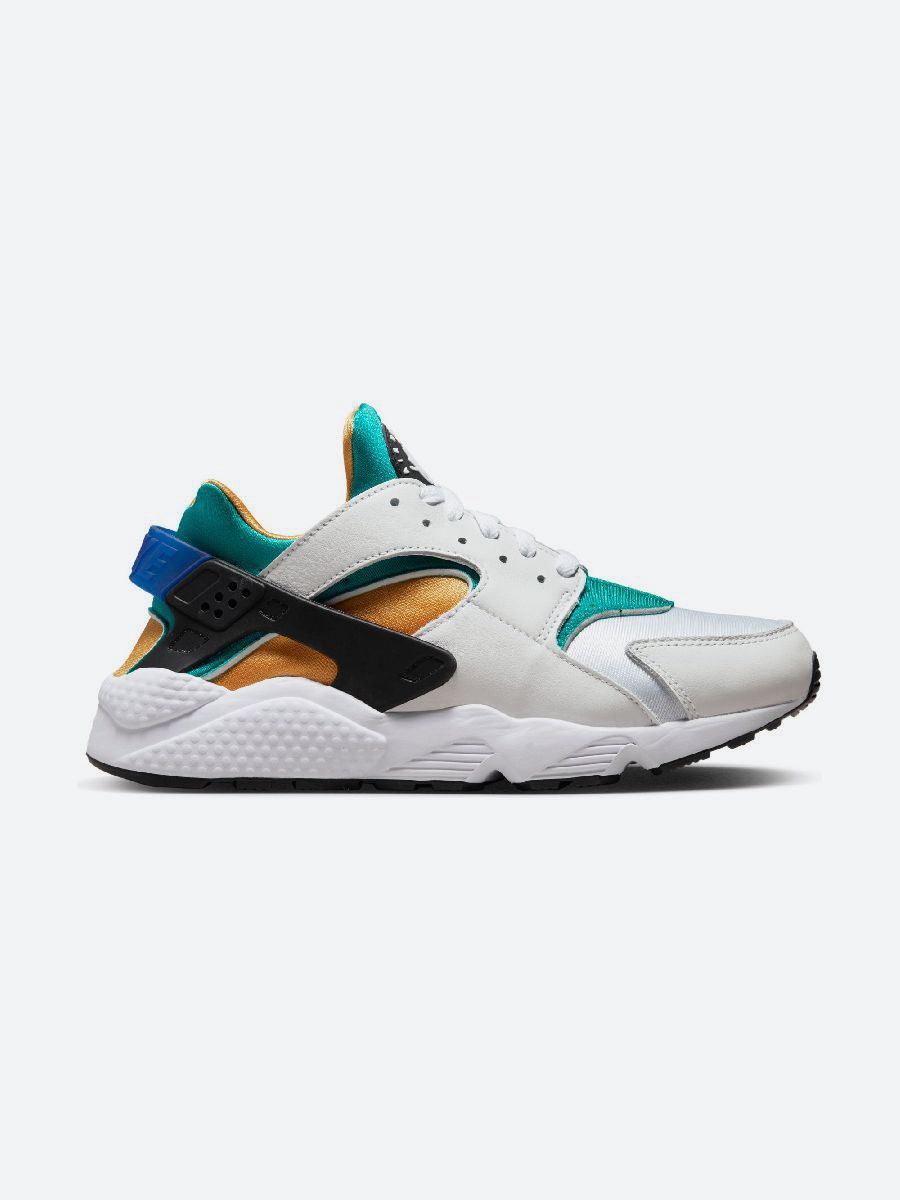 Nike huarache white and black hotsell