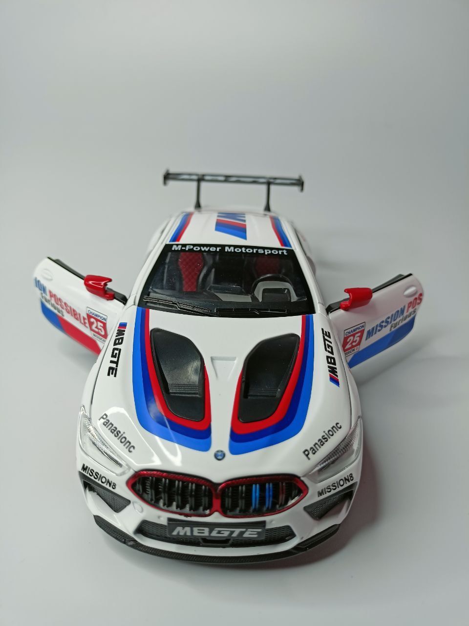 Bmw m8 cheap gte diecast