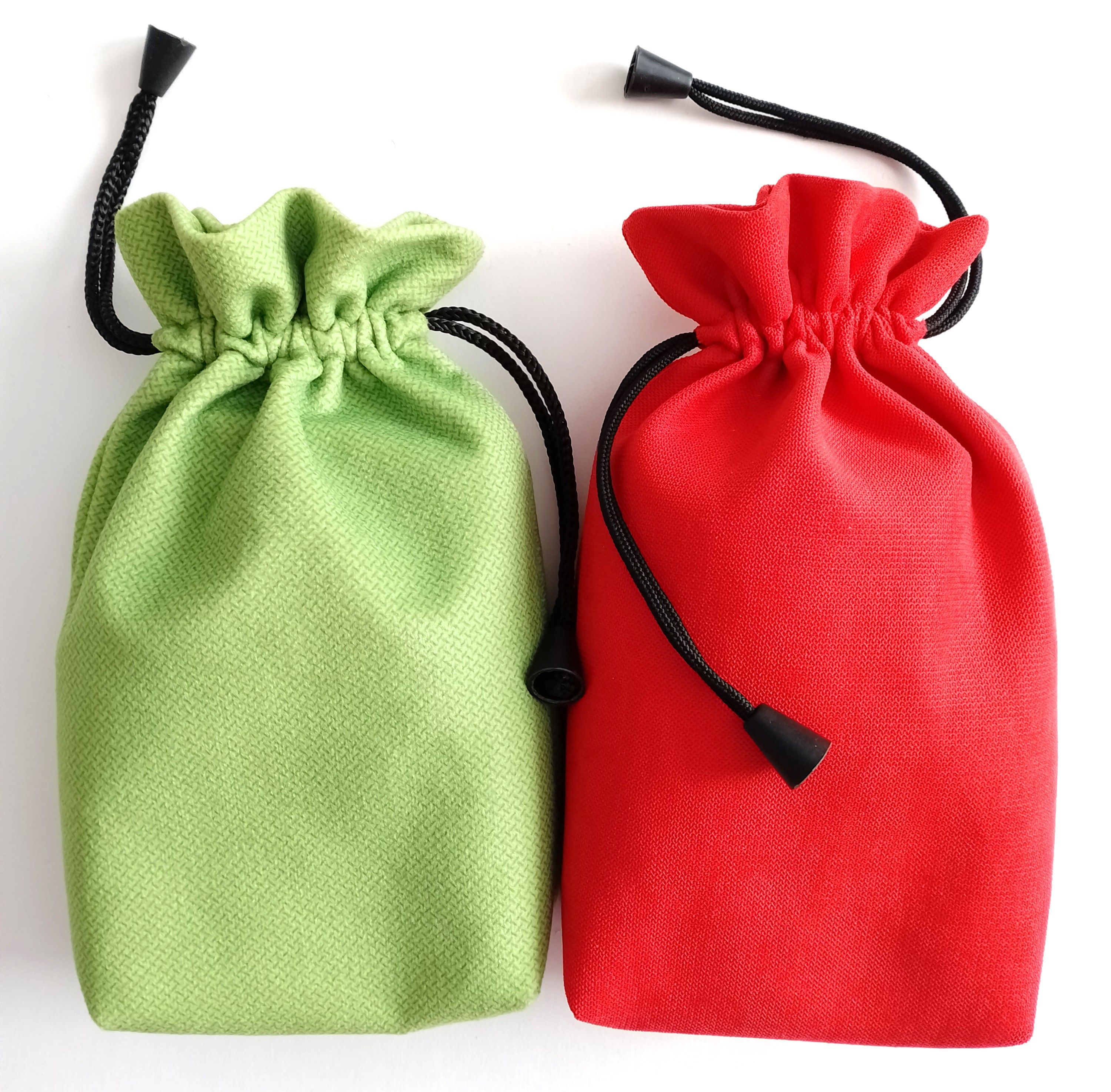 Два мешочка. Парные мешочки. Тактильные мешочки. Глиняный мешочек. Два мешочка.