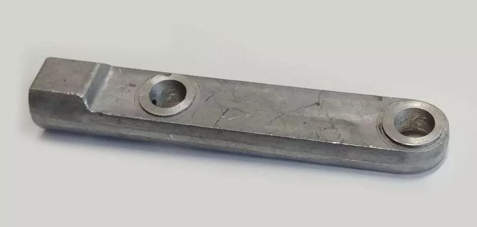 Тормозная планка 2123. Планка суппорта нива. 2123-3501085 соединитель цилиндров. Соединитель тормозных трубок нива шевроле. 2123-3501085 соединитель цилиндров.