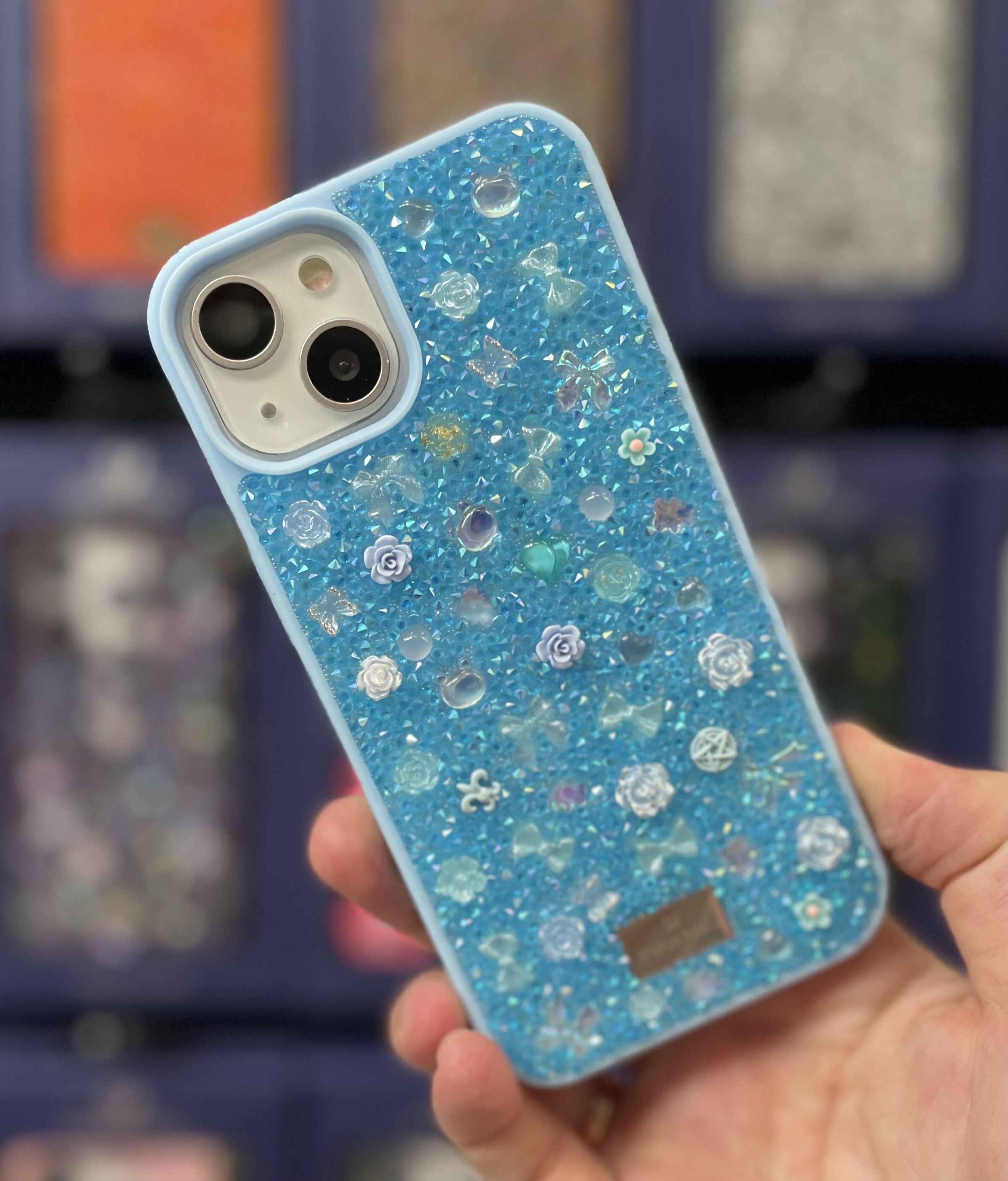 Чехол Swarovski Crystals для iPhone 14 голубой - купить с доставкой по  выгодным ценам в интернет-магазине OZON (1126764310)