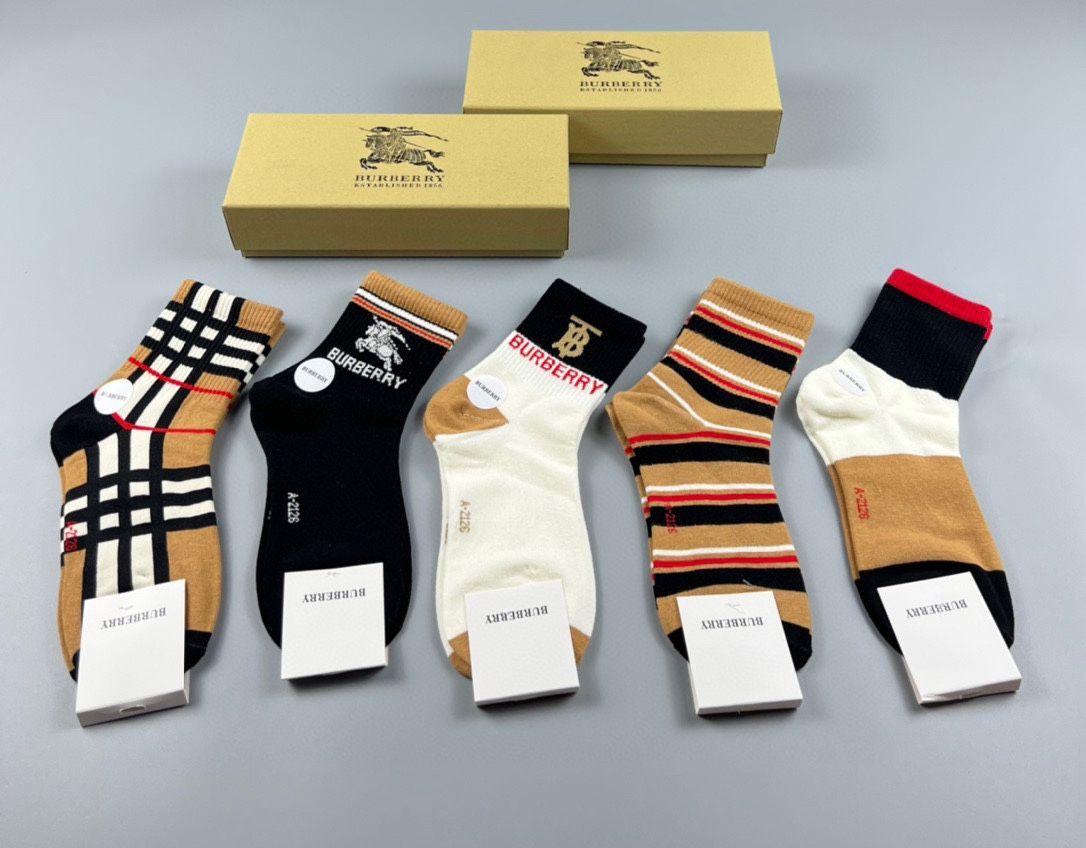 Burberry socks clearance mens