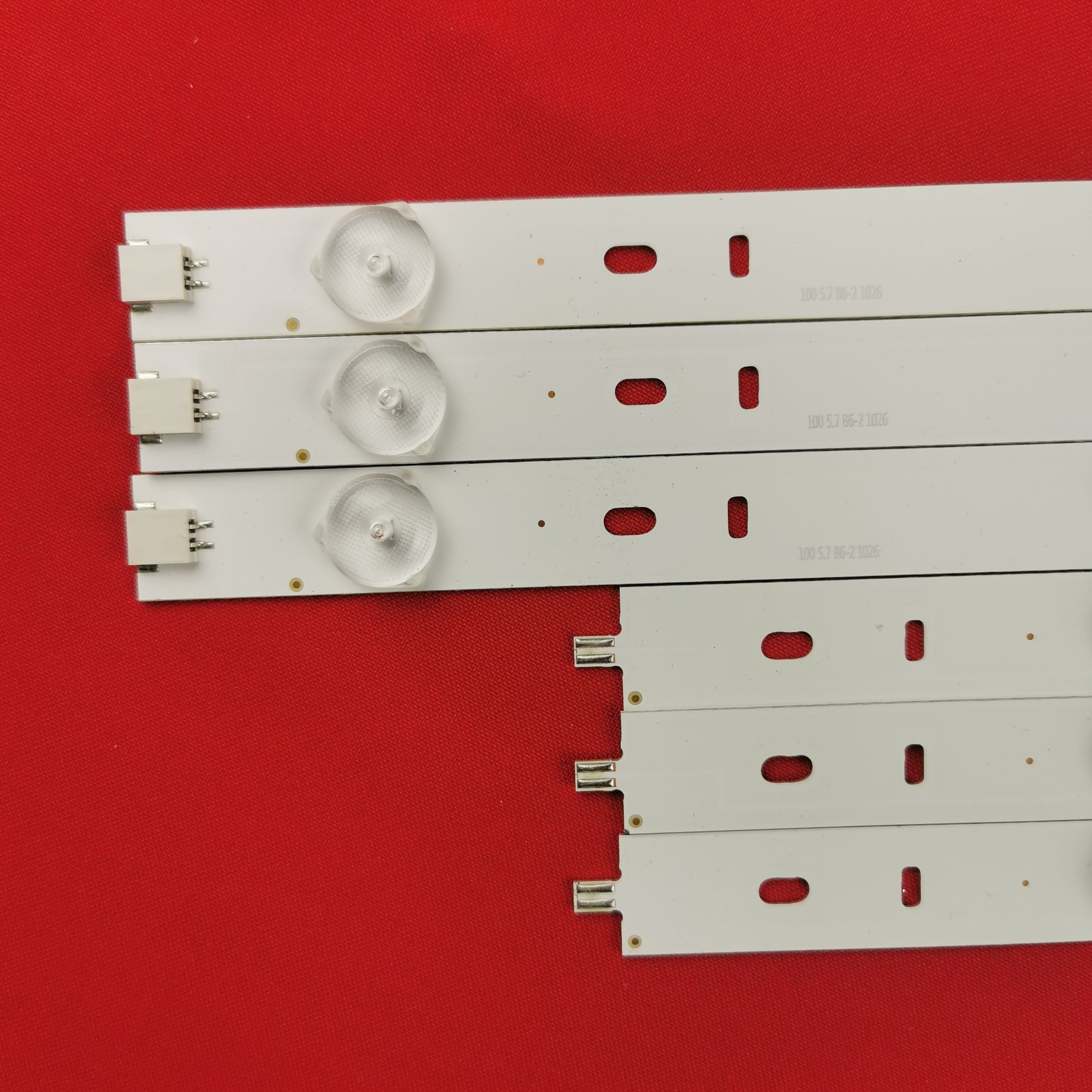 Подсветка для ТВ PHILIPS 40PFT4109; CL-40-D307-V3 6 V