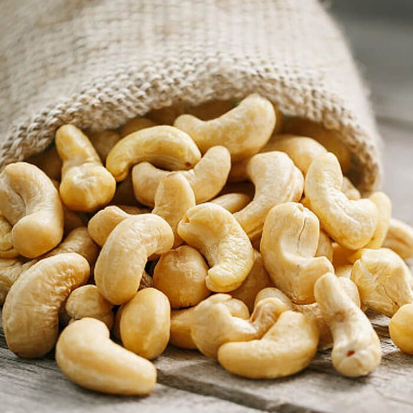 Кешью сырой сушеный без обжарки 1000 гр. NUTS-OPT - купить с доставкой ...