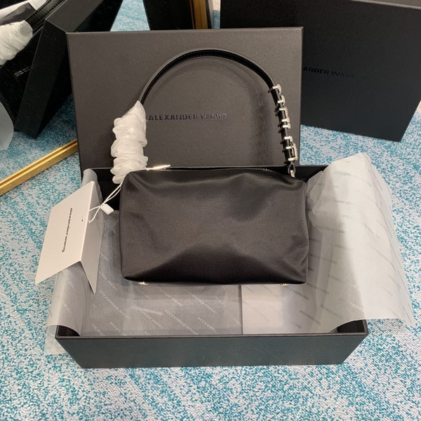 Сумка на плечо ALEXANDER WANG - купить с доставкой по выгодным ценам в ...