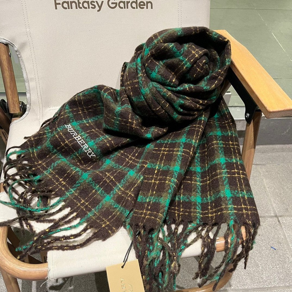 Burberry Палантин - купить с доставкой по выгодным ценам в интернет ...