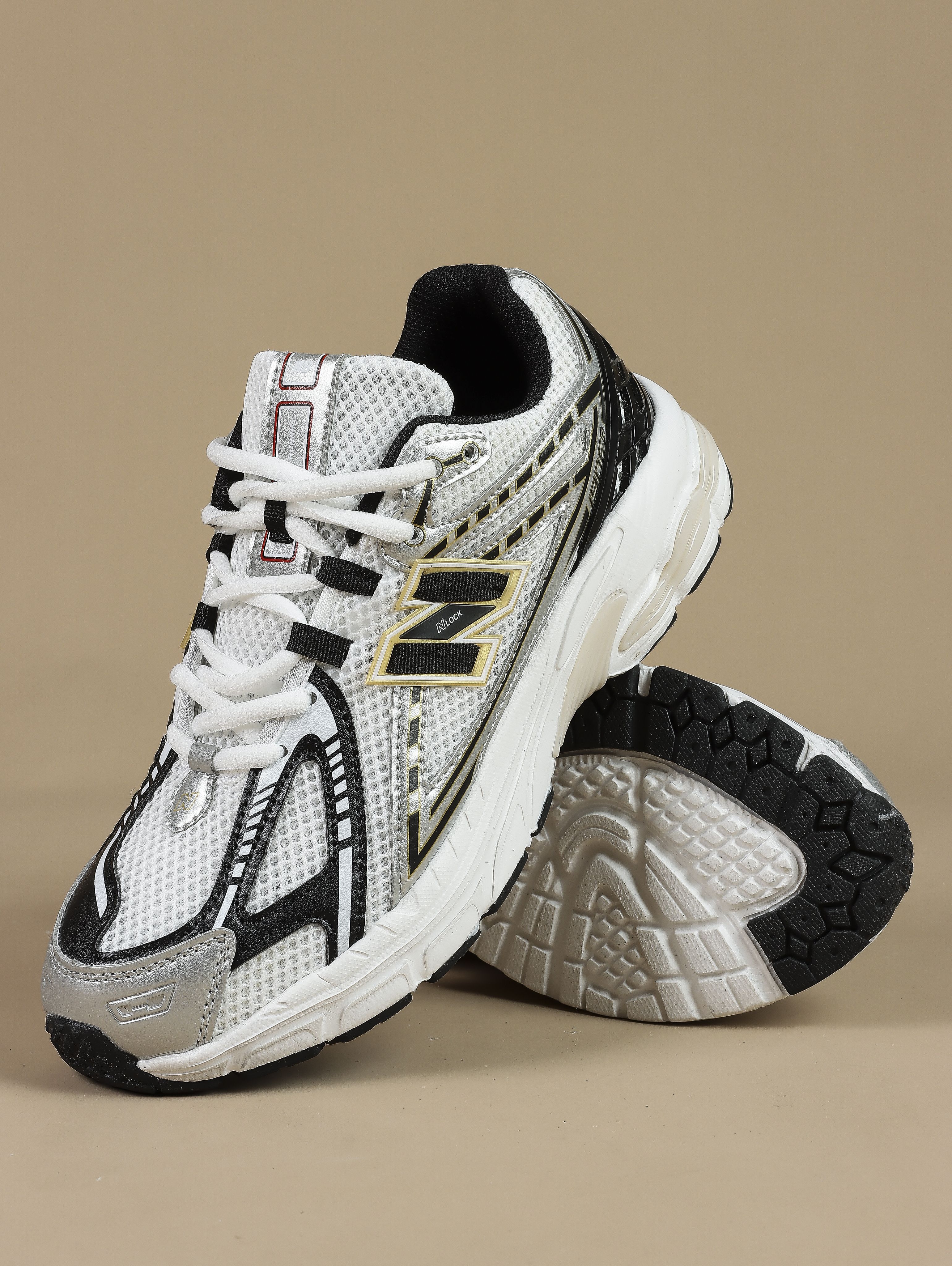 КроссовкиNewBalance