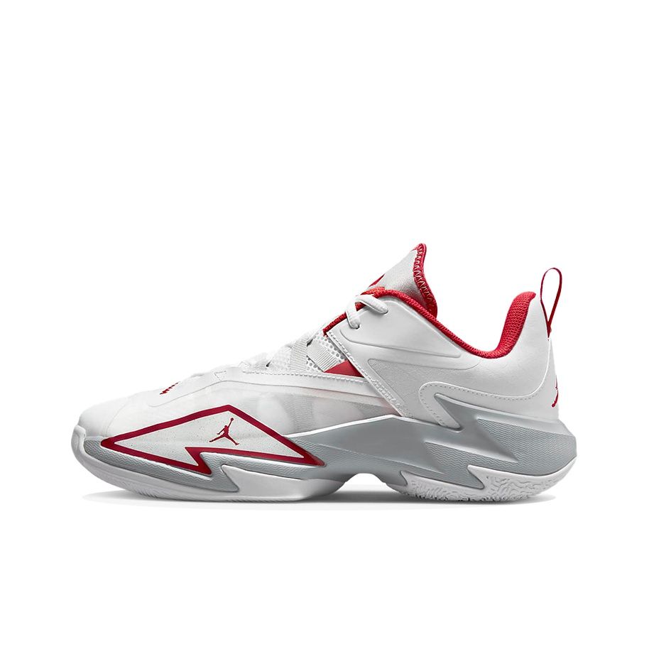 7700 100. Nike ZM Streak Supreme. Nike Supreme Spectrum