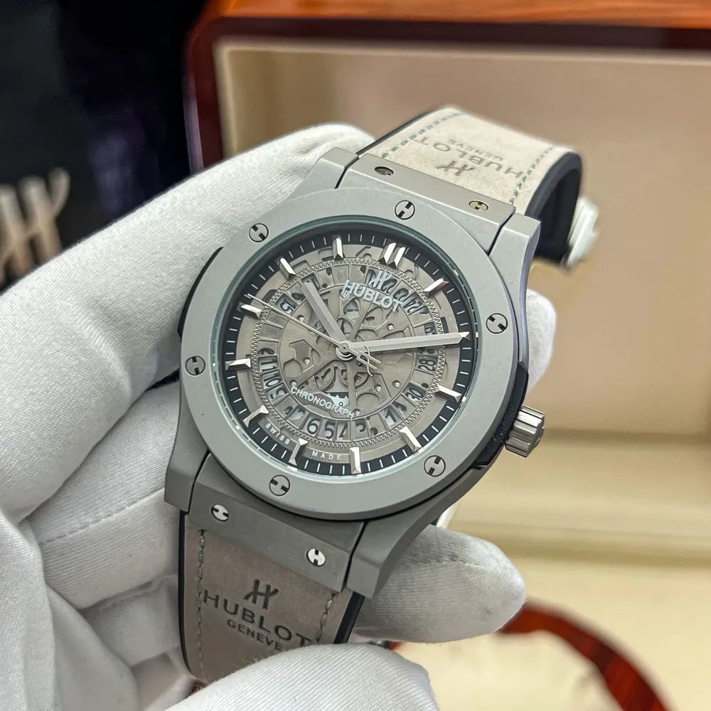 Часы наручные Hublot, мужские, кварцевые, 582888