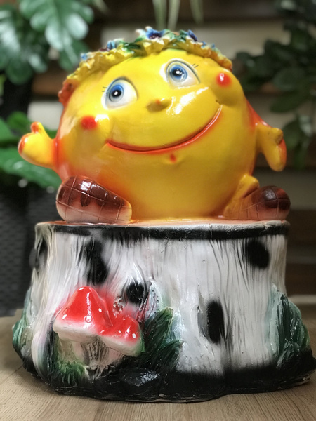 Фигура декоративная садовая "Колобок на березовом пне" 34х33х40, На ...
