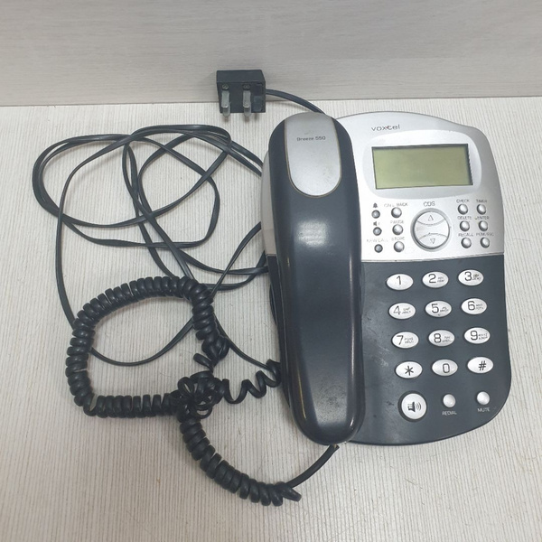 Телефон кнопочный с дисплеем Voxtel Breeze 550, работоспособность ...