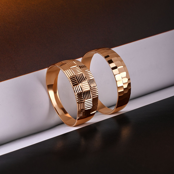 Кольцо золотое 585 женское широкое с алмазной гранью купить на OZON по ...