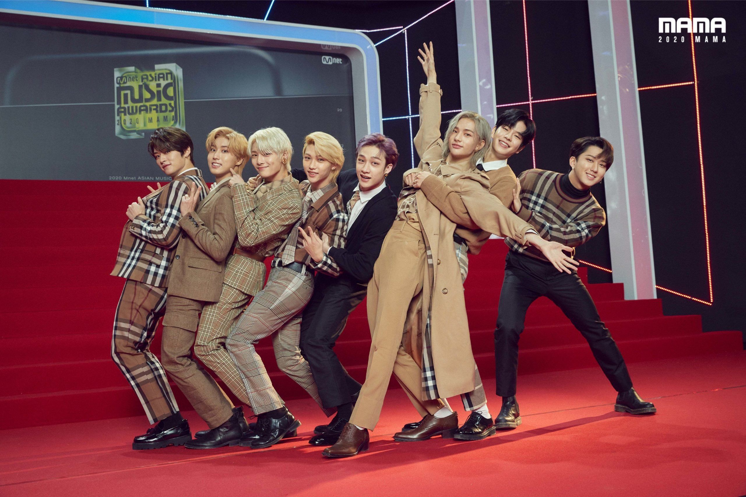 Ma ma 2025. Группа stray kids 2025. группа stray kids 2025. группа stray kids 2025. хенджин stray kids 2025.