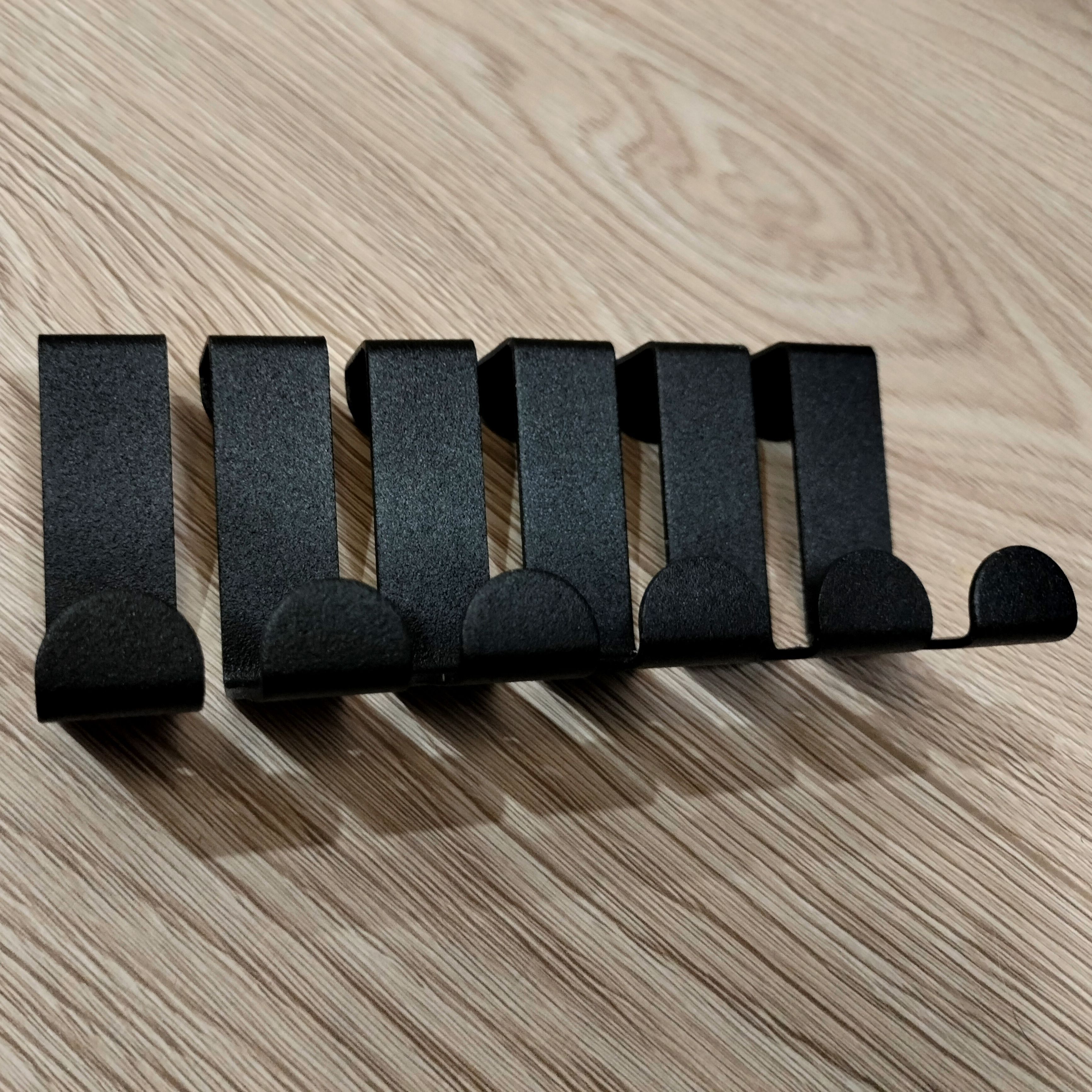 КрючокнаддверныйН60ЧМ6шт