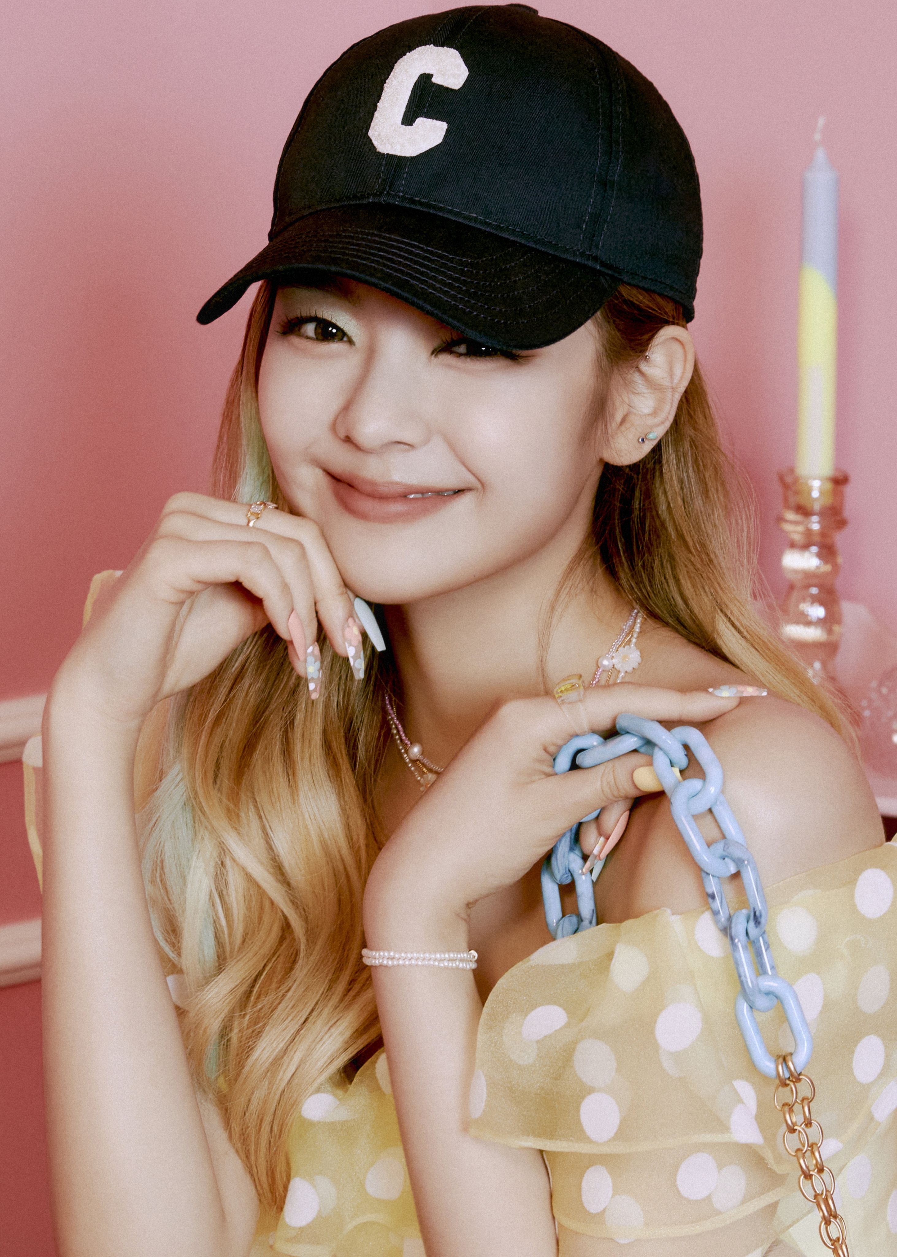 Плакат изготовлен на постерной мелованной бумаге (пр-во Италия) плотностью ...