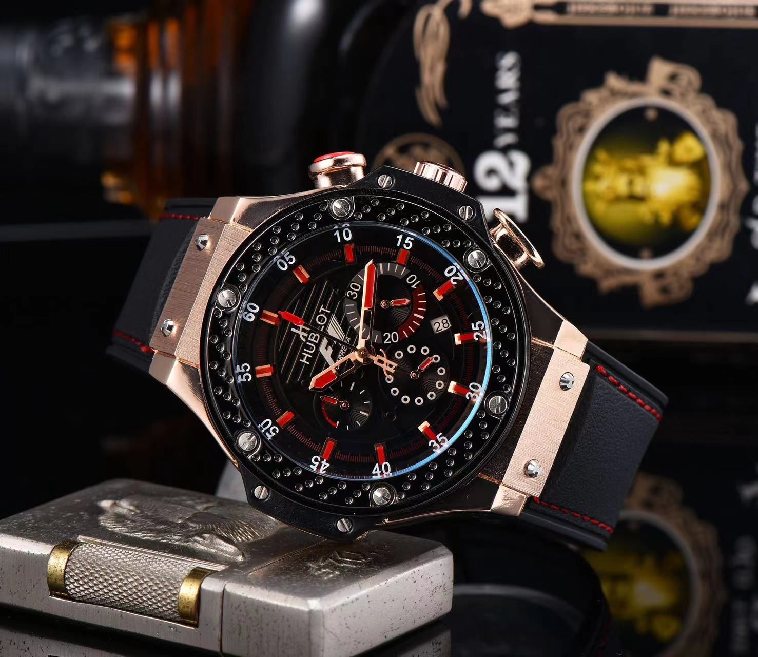 HUBLOT Часы наручные Кварцевые