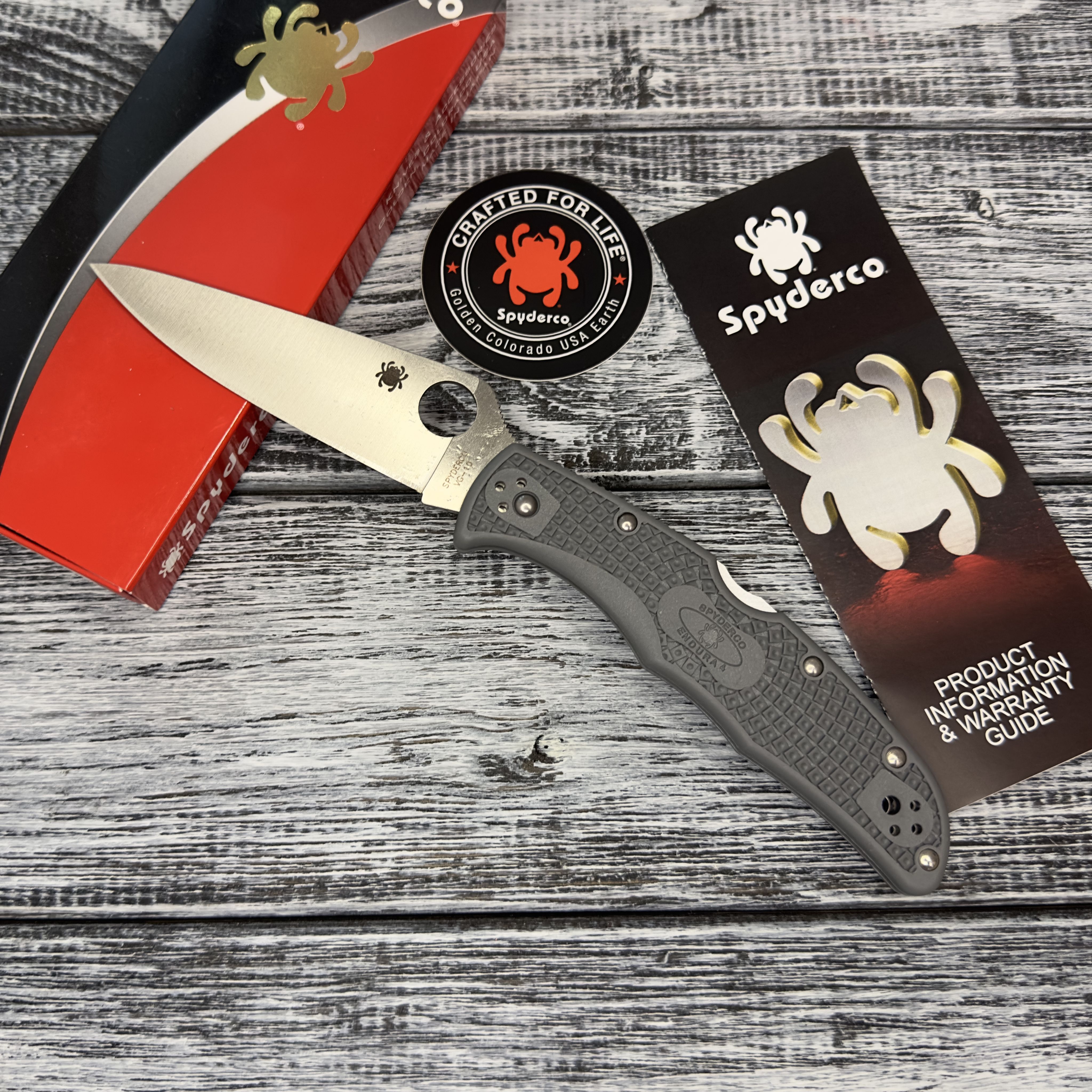 Cкладной нож Spyderco Endura 4 C10FPGY