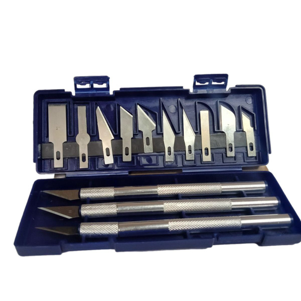 Набор макетных ножей (скальпелей) с 3-мя рукоятками и набором сменных ...