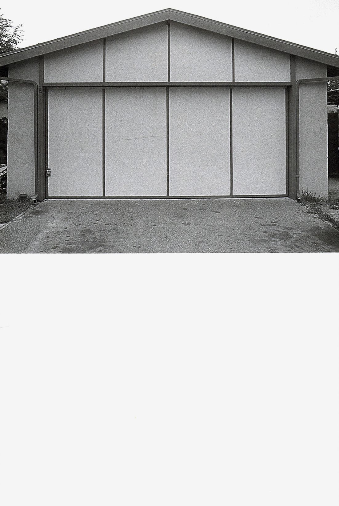 Garage book. Гараж в современном стиле. Гараж книги. Гараж обложка. Описание гаража.