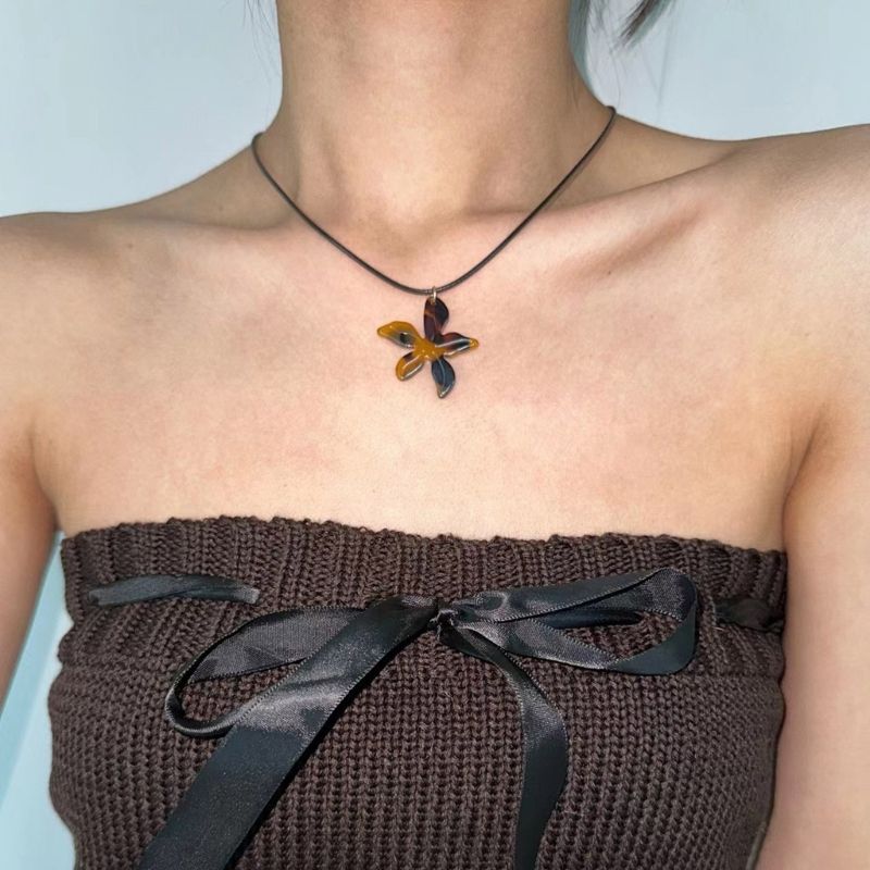 Simple amber. Simple amber