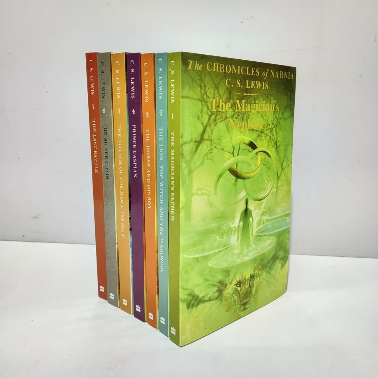 Комплект книг на английском языке Хроники Нарнии The Chronicles of Narnia 7-in-1 by Lewis C. S. | Льюис Клайв Стейплз