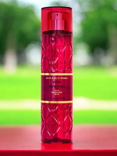 Парфюмированный спрей для тела 236мл Bath & Body Works Pink Obsessed Mist