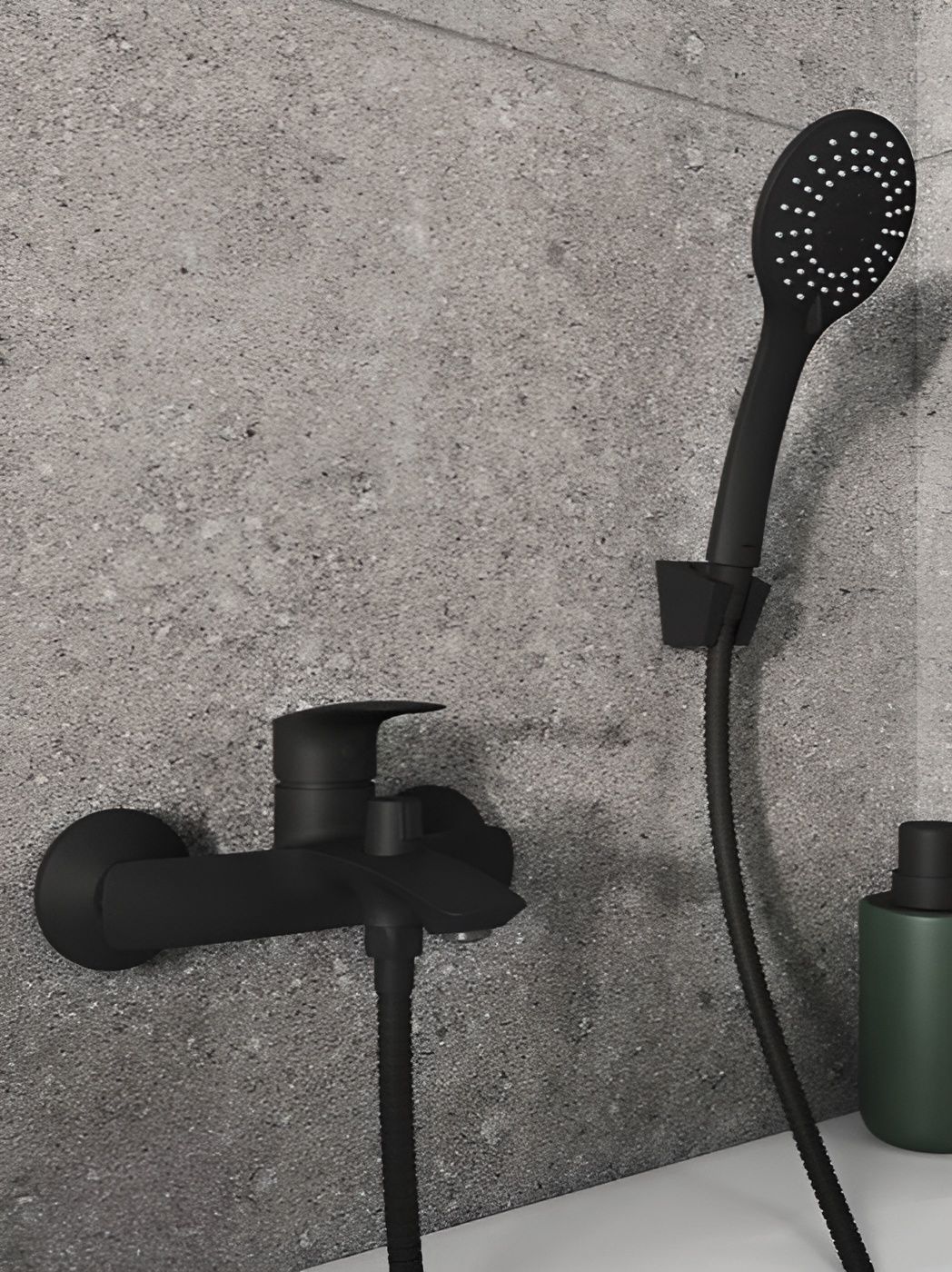 Фото товара на маркетплейсе ozon Смеситель для ванны с душем Milardo, латунь, лейка 3 режима, черный матовый, Rora, RORBL00M02