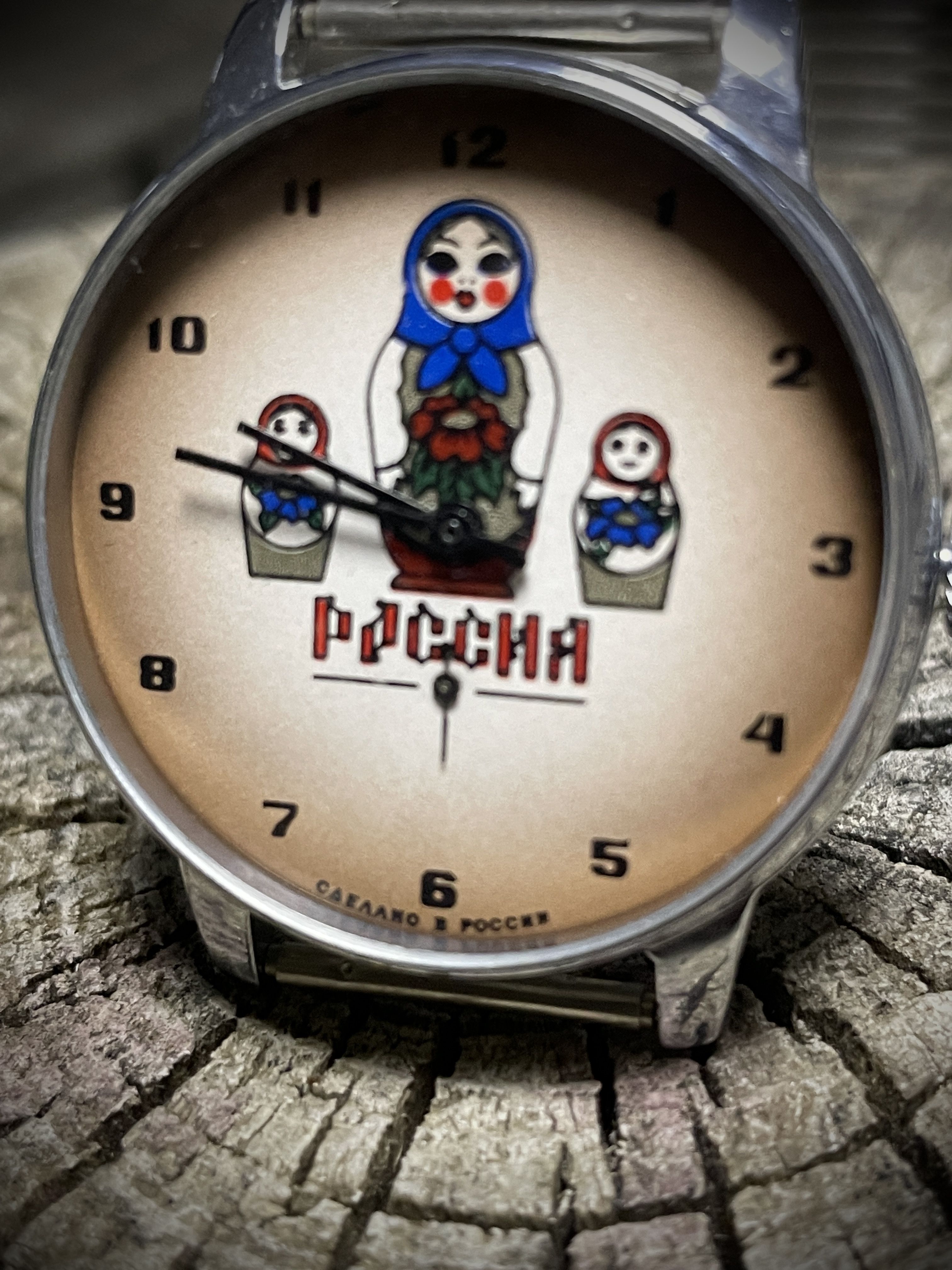 Российские винтажные часы ПОБЕДА РОССИЯ / наручные часы