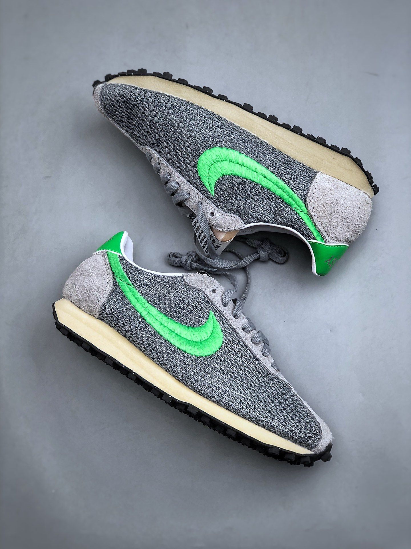 Nike Roshe Run LD 1000 OZON 1695648219