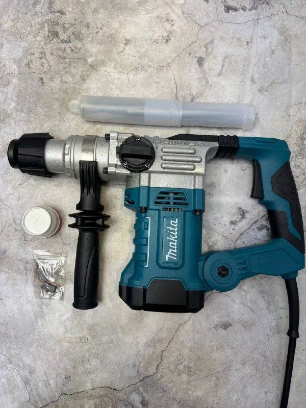 Перфоратор Makita